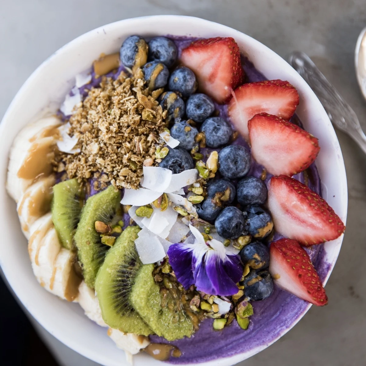 Vibrant Smoothie Bowls Twists